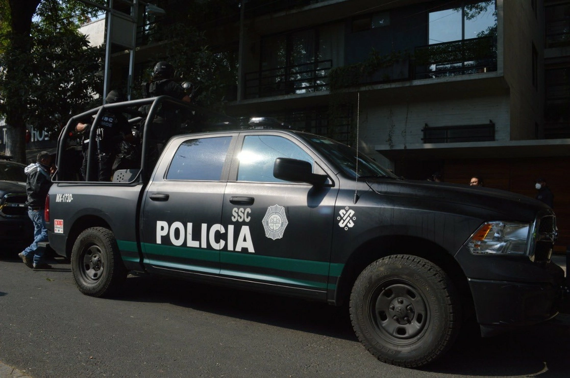 El jefe de la policía capitalina informó que elementos de la corporación fueron agredidos con disparos de arma de fuego mientras realizaban trabajos de investigación en Tlalpan. Foto tomada del Twitter @OHarfuch 