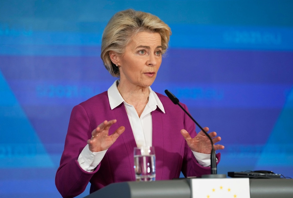 La presidenta de la Comisión Europea, Ursula von der Leyen, durante una conferencia de prensa en la cumbre de la Unión Europea en el Centro de Congresos Brdo en Kranj, Eslovenia, el pasado 6 de octubre. Foto Ap