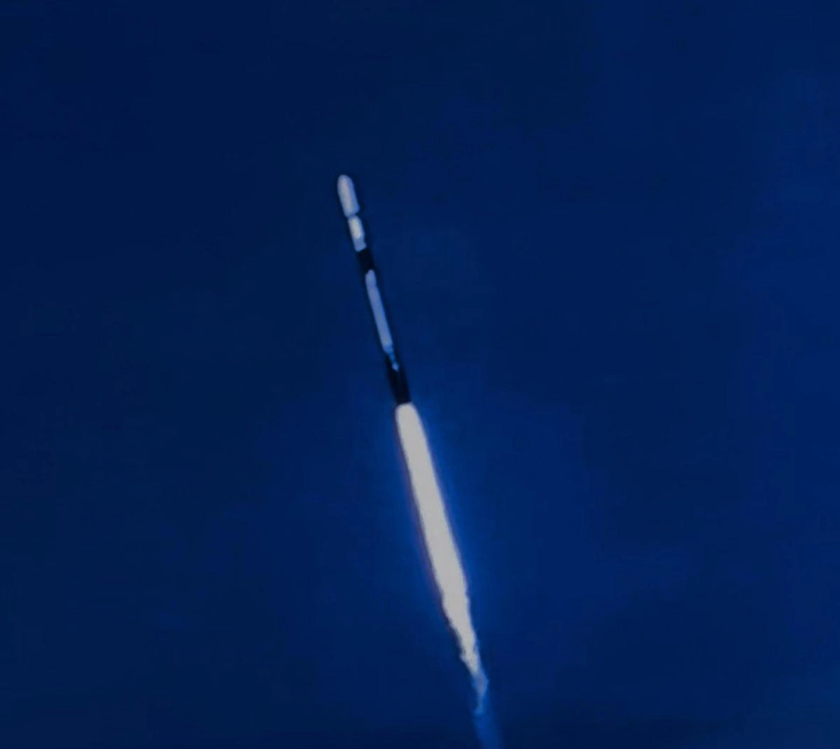 El Micro SAR es un satélite de reconocimiento que utiliza el radar de apertura sintética. Este tipo de sistema radar "permite obtener imágenes de alta resolución a larga distancia", según la la Agencia Espacial Europea. Foto 