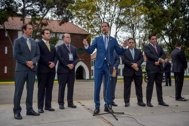 El líder de la oposición, Juan Guaidó, durante una conferencia sobre la Lucha contra el Terrorismo en Bogotá. Foto Afp
