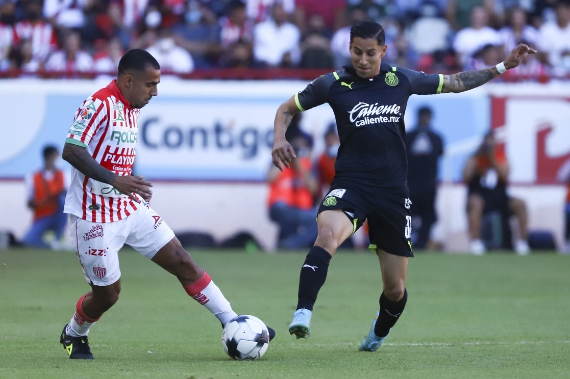 El triunfo de los rojiblancos se definió en los minutos finales tras un duelo reñido. Foto tomada de la cuenta de Twitter @Chivas