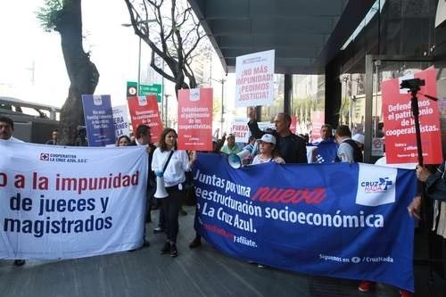 Socios de Cruz Azul presentaron una denuncia por presunto lavado de dinero en la cooperativa. Foto María Luisa Severiano/ Archivo