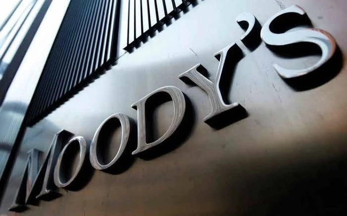 Moody's indicó también que ahora espera que las economías del G-20 se contraigan mucho más de lo previsto inicialmente. Foto Afp /Archivo