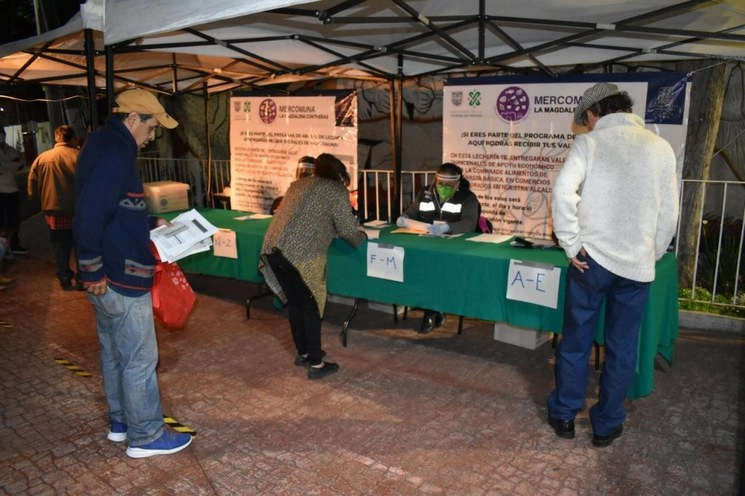 Registro para la entrega de despensas a familias en situación de pobreza. Foto Cortesía de la alcaldía Magdalena Contreras
