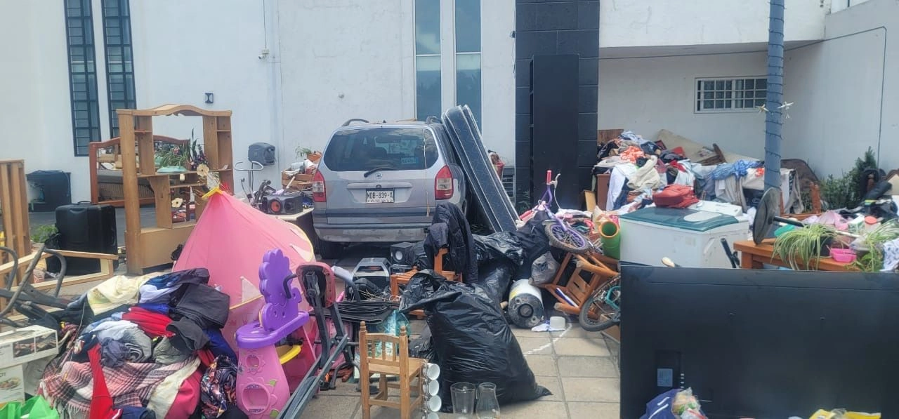  Aspecto de un inmueble en Texcoco, que presuntos delincuentes ocuparon ilegalmente en junio pasado. Foto 