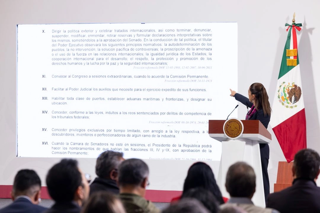 La presidenta de México, Claudia Sheinbaum, durante su conferencia matutina en Palacio Nacional, en la Ciudad de México, el 23 de junio de 2025. 