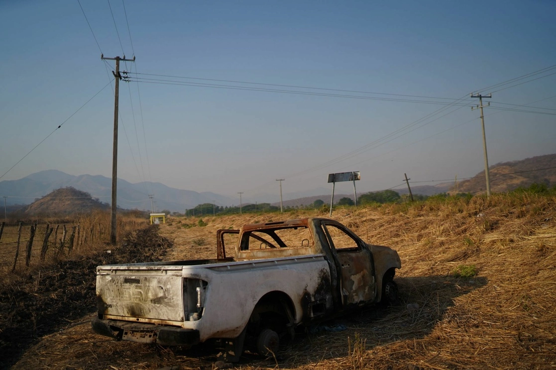 En la imagen, un pueblo fantasma debido a la violencia provocada por grupos armados. Foto Cuartoscuro / Archivo