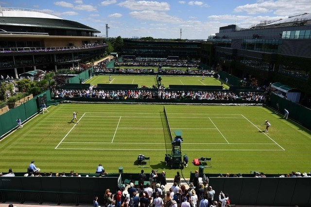 Es la primera vez en 75 años que el Grand Slam de césped no se llevará a cabo, después de que la Segunda Guerra Mundial impidió a los organizadores celebrar el torneo entre 1940-1945. Foto Afp