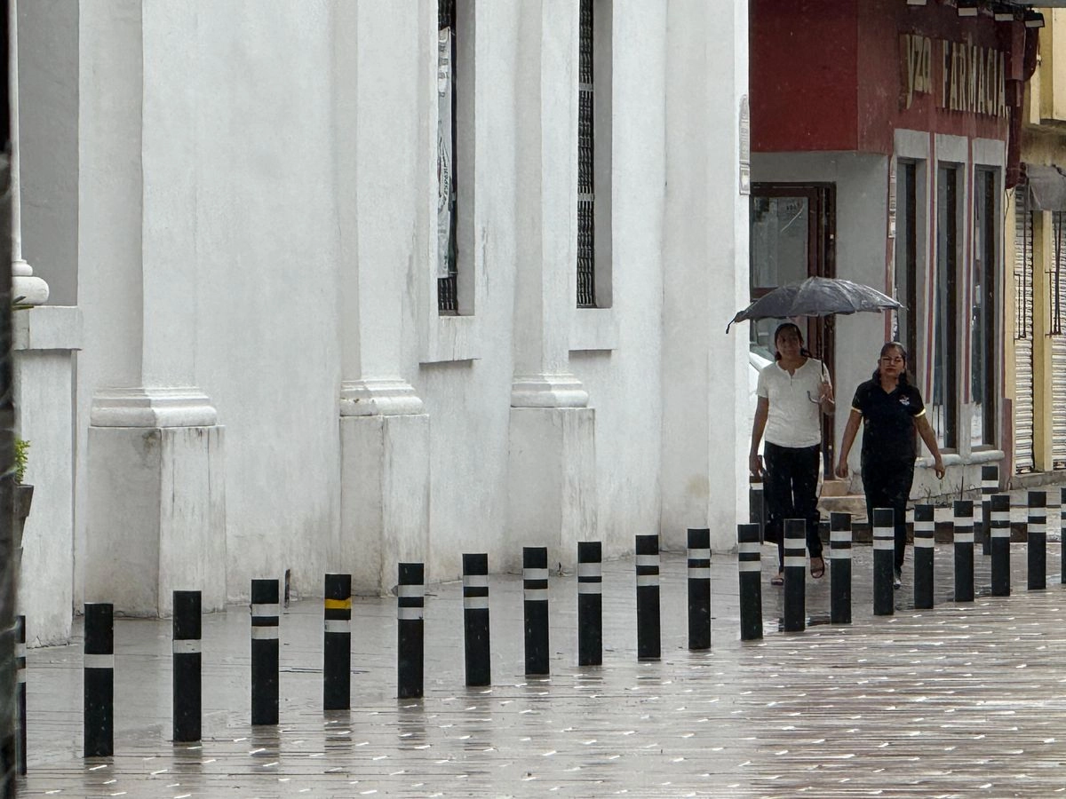 Las autoridades notificaron que se mantiene activa la Alerta Gris tras analizar el pronóstico climatológico para los próximos días, además de que permanecen alerta ante la evolución del temporal lluvioso.