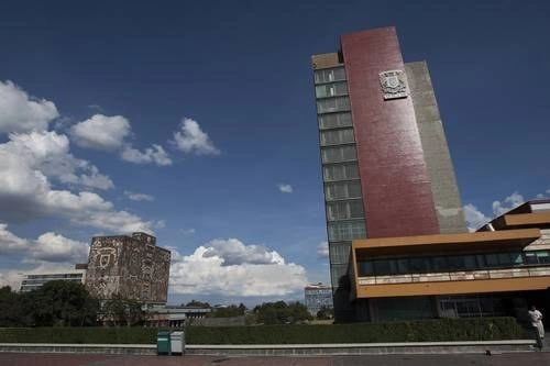 Hoy comenzó la suspensión paulatina de clases presenciales en la Universidad Nacional Autónoma de México.Foto Cristina Rodríguez / Archivo
