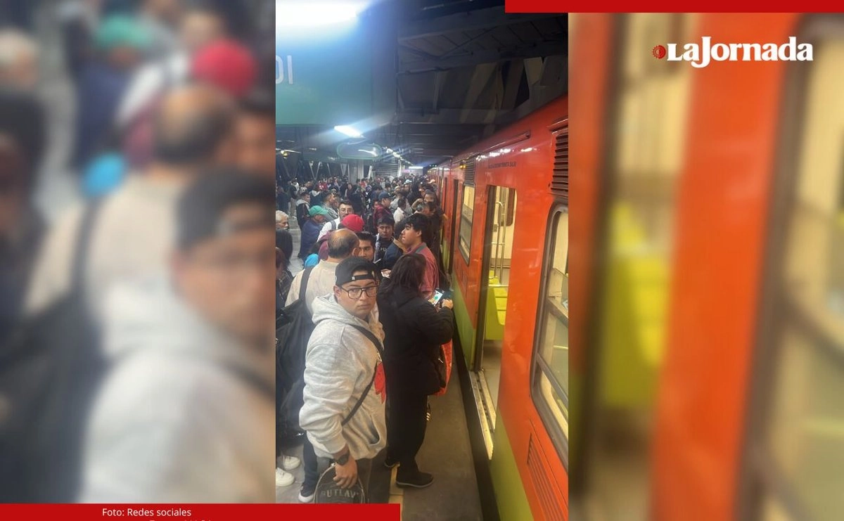 Usuarios del Sistema de Transporte Colectivo (STC) Metro reportaron esta noche marcha lenta y aglomeraciones en la Línea 8, especialmente en la zona de andenes. Foto