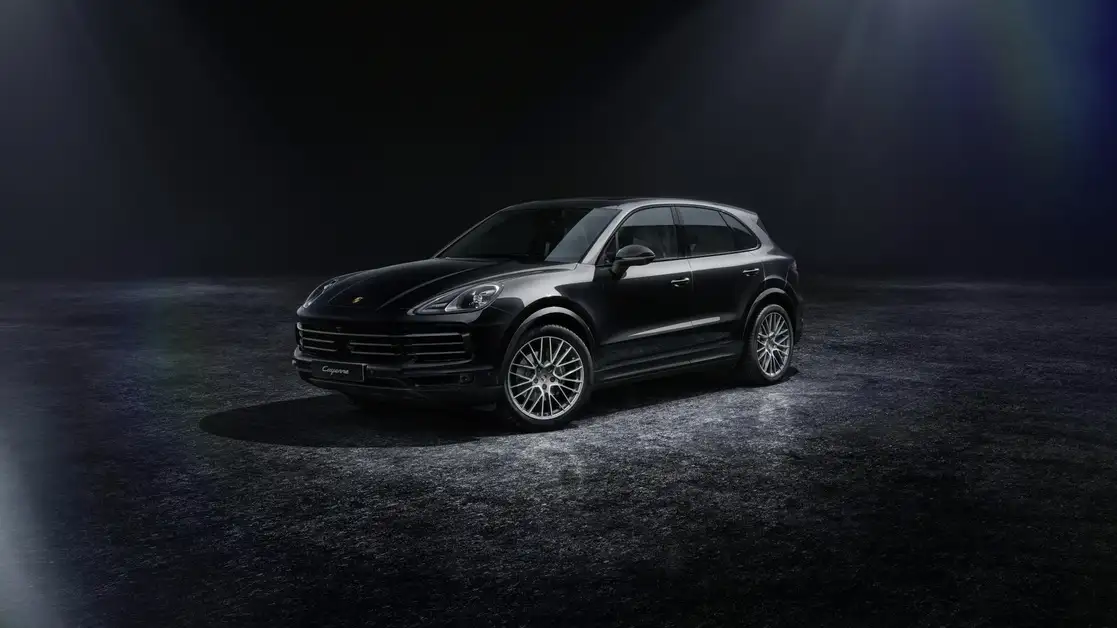 Porsche lanza una versión Platinum Edition para las versiones Cayenne, Cayenne E Hybrid y Cayenne S, así como para las versiones coupé equivalentes, mismas que estarán disponibles para entrega en el segundo trimestre de 2022. Foto Porsche de México 