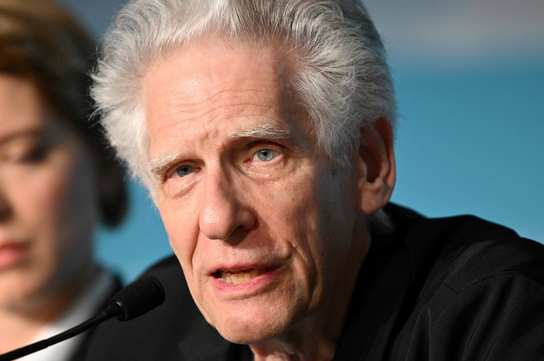 El director canadiense David Cronenberg presentó hoy en el festival su última película, 'Crimes of the Future', que explora sus perennes temas sobre el cuerpo humano y el control. Foto Afp 
