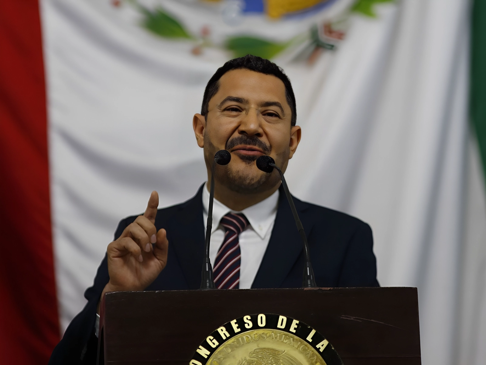 El Gobierno de la CDMX respetará la libertad de expresión, ya que es una norma constitucional, respondió el titular del Ejecutivo local, Martí Batres, a la disposición del IECM, que ordena el retiro de propaganda en bardas de calles de la capital del país. Foto José Antonio López / Archivo