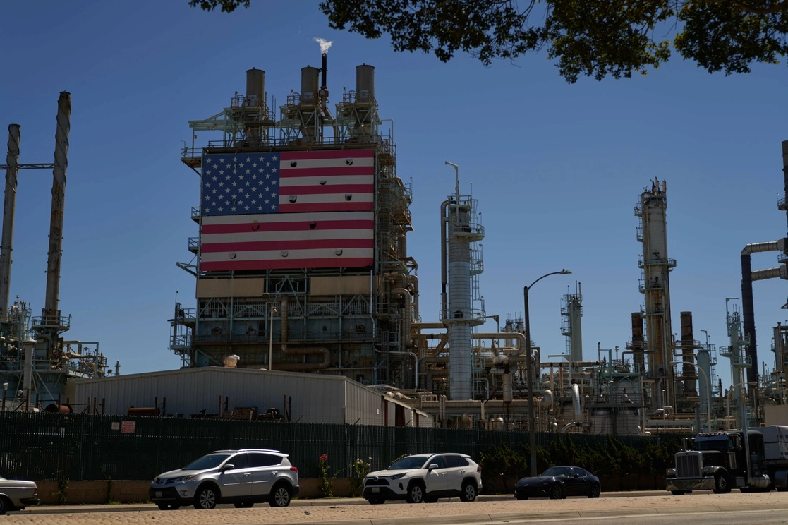 Refinería en California. Foto Afp