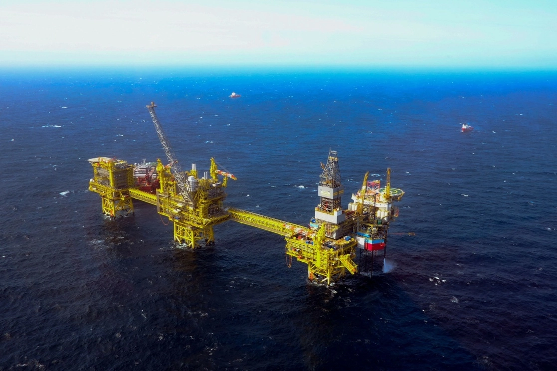 Una plataforma petrolera en Aberdeen, al norte de Escocia. Foto Afp/ archivo

