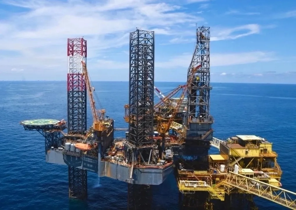 Imagen de archivo de una plataforma petrolera en el Pacífico. Foto