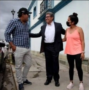 Ricardo Monreal encabezó una asamblea informativa en Lerma, luego ofreció conferencia de prensa en Metepec, después realizó una caravana de Toluca a San Mateo Atenco. Foto tomada de su twitter
