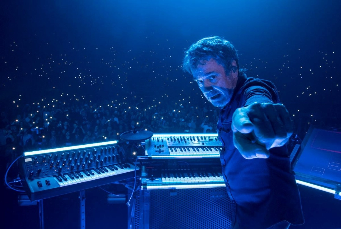 El francés, en uno de sus multitudinarios conciertos. Foto tomada de https://www.facebook.com/jeanmicheljarre