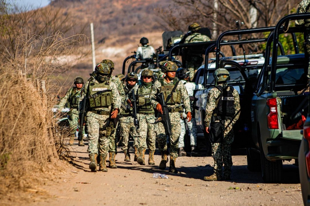 “Además de consolidar su indebida naturaleza militar”, la nueva ley de la GN otorgaría a sus integrantes facultades amplias de investigación e inteligencia, sin los controles y mecanismos de rendición de cuentas idóneos", dice ONU-DH. 