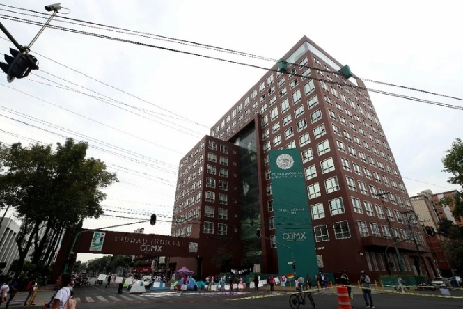 Zona de juzgados en la llamada Ciudad Judicial en la CDMX. Foto Alfredo Domínguez / archivo 
