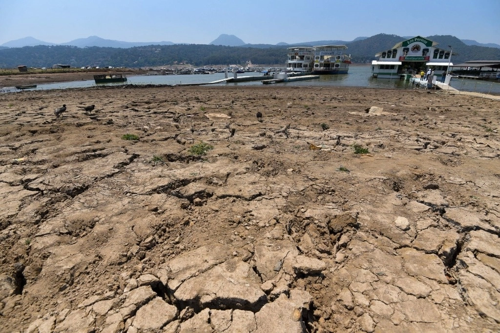 Los niveles de almacenamiento de agua en las presas del Sistema Cutzamala siguen a la baja, informó la Conagua. Foto Cuartoscuro