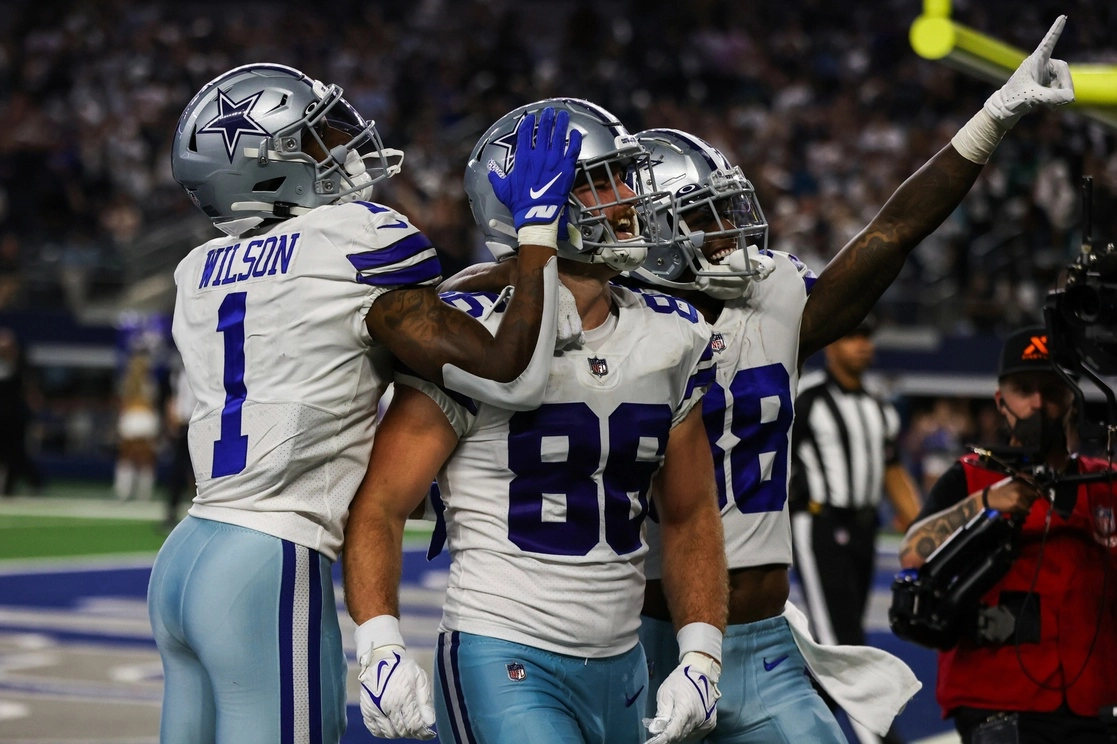 Un pase de 19 yardas de Prescott a Schultz colocó a Dallas adelante definitivamente con 14-7 en el primer cuarto. Foto Ap