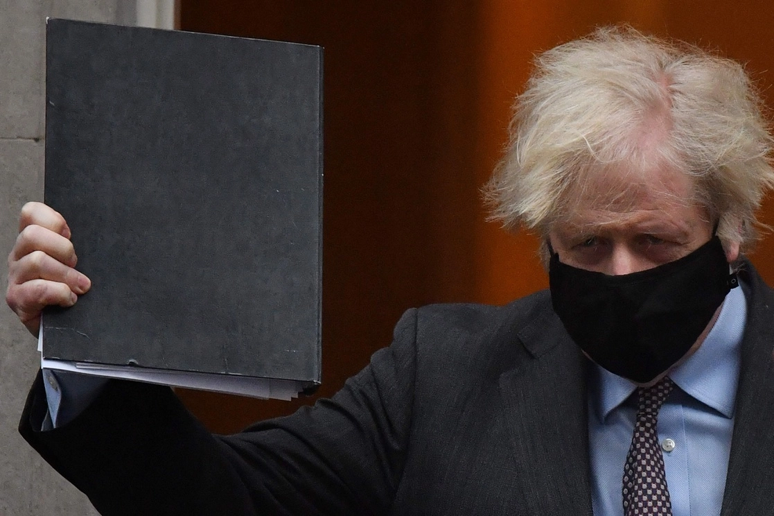 El desconfinamiento será "cuidadoso" y "progresivo", advirtió Boris Johnson, el 22 de febrero de 2021. Foto Afp