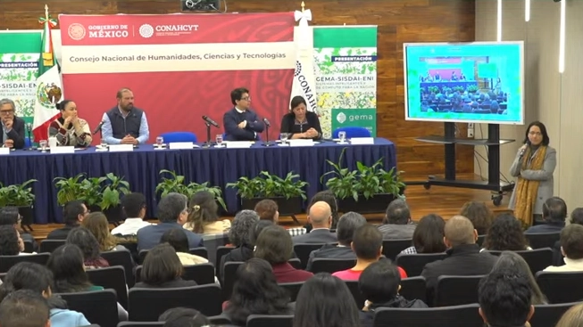 Elena Álvarez-Buylla, directora general del Conahcyt, durante la presentación de Gema y de Sisdai. Imagen tomada de la transmisión en vivo