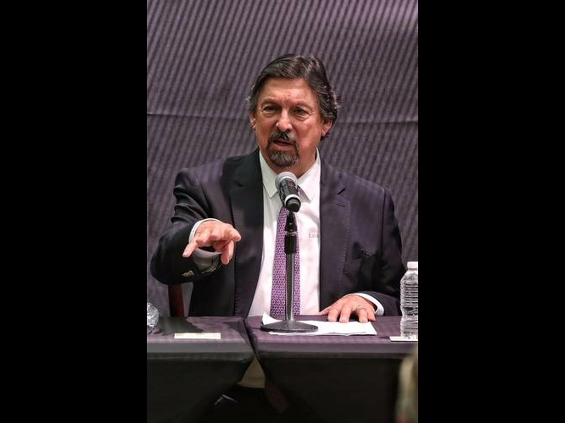 El senador Napoleón Gómez Urrutia (imagen de agosto de 2018) entabló una batalla legal de siete años que llegó a la Suprema Corte de Justicia, la cual acordó su exoneración. Foto Marco Peláez