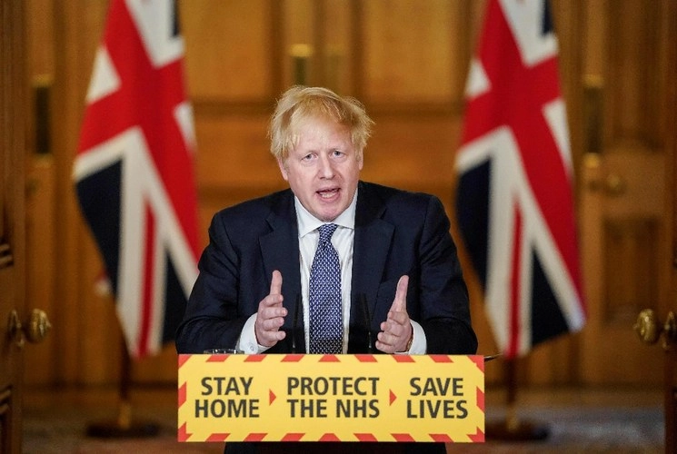 El primer ministro de Gran Bretaña, Boris Johnson, durante una conferencia de prensa para actualizar a la nación sobre la pandemia COVID-19, el 30 de abril de 2020. Foto Afp