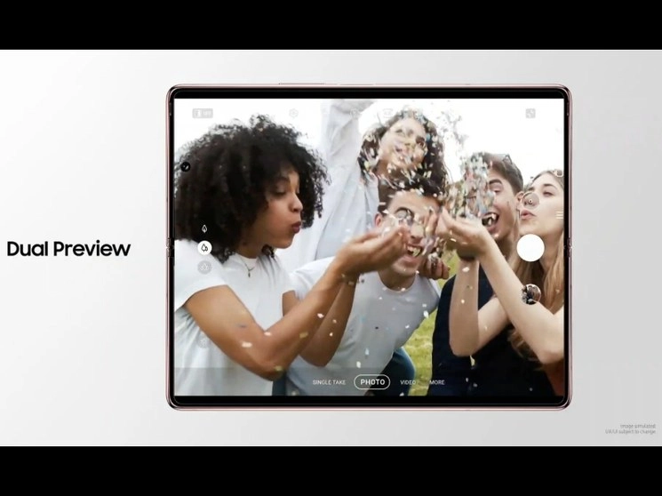 La pantalla del Galaxy Z Fold2 mide 7.6 pulgadas (19.3 centímetros) cuando es abierta. El teléfono con compatibilidad 5G también será el plegable más costoso de Samsung. Foto tomada del Twitter de @samsungmobilemx
