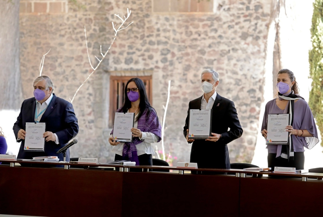 El gobernador del Estado de México, Alfredo del Mazo Maza, en la presentación del Acuerdo por la Igualdad. Foto tomada del Twitter @alfredodelmazo