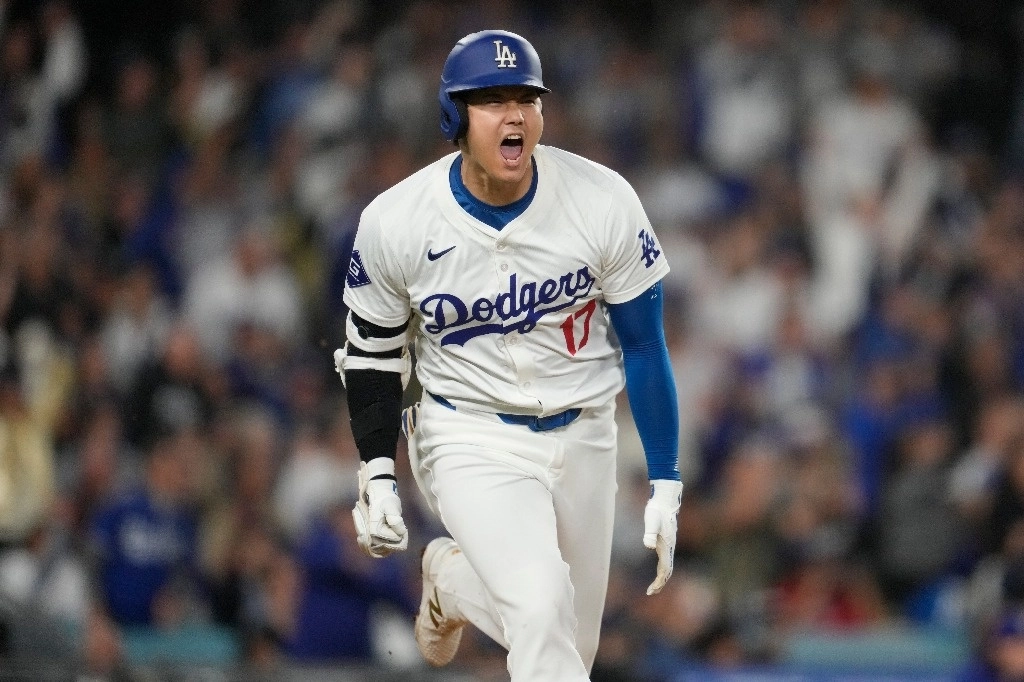 El beisbolista japonés Shohei Ohtani durante juego de los Dodgers de Los Ángeles contra los Padres de San Diego el 25 de septiembre. Foto Ap.