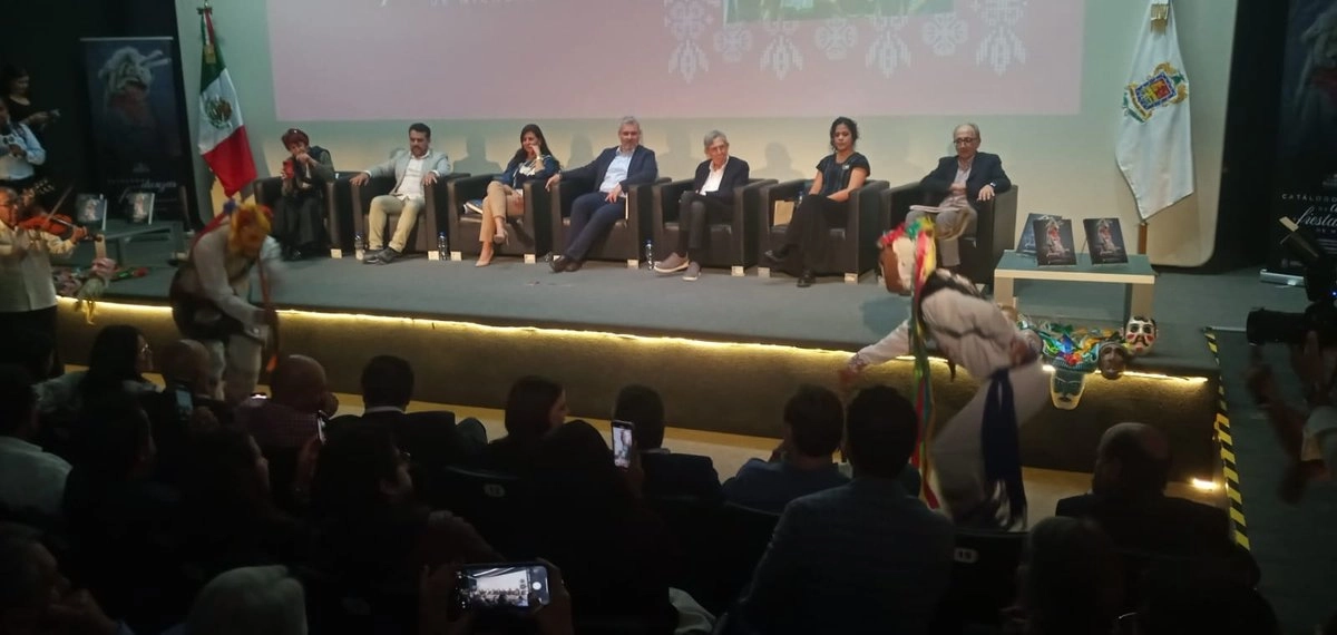 Cuauhtémoc Cárdenas y Alfredo Ramírez Bedolla fueron invitados al acto. Foto