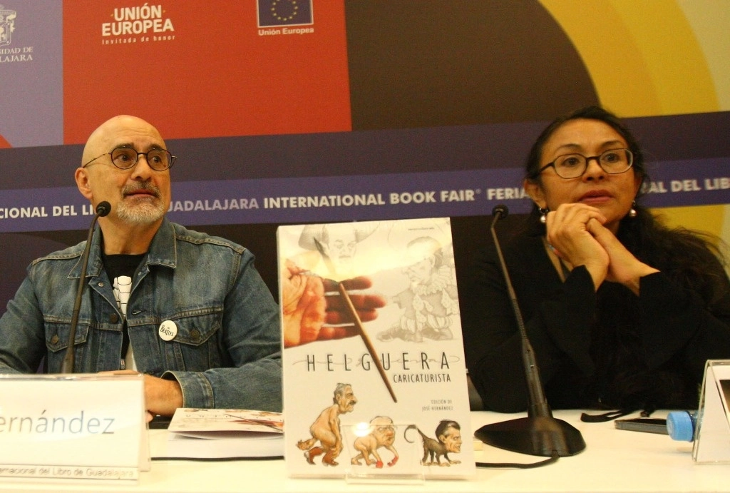 José Hernández y Alma Muñoz resaltaron la importancia de la obra del monero, cuya antología recoge "el inicio, desarrollo y declive del modelo neoliberal". Foto Arturo Campos Cedillo