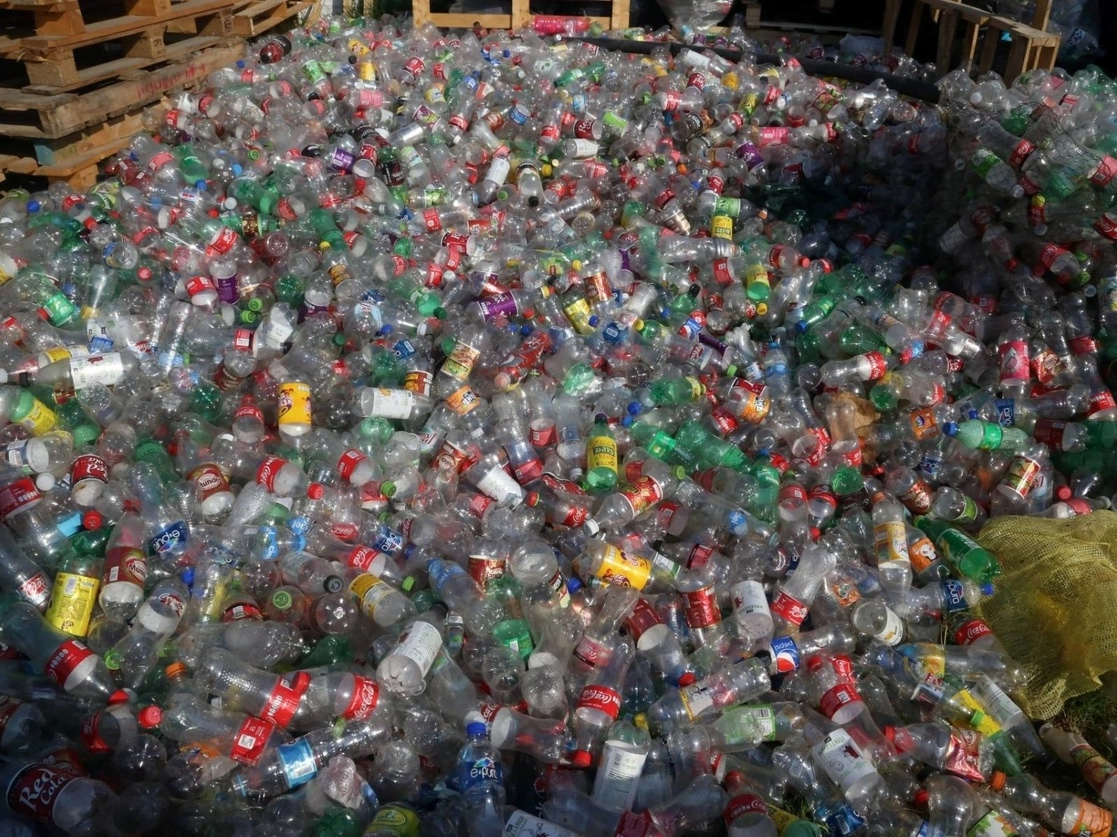 Aunque los plásticos son de reciente uso, pues su empleo masivo comenzó a mediados del siglo pasado, han generado uno de los mayores problemas de contaminación en el planeta. Foto Cuartoscuro / Archivo