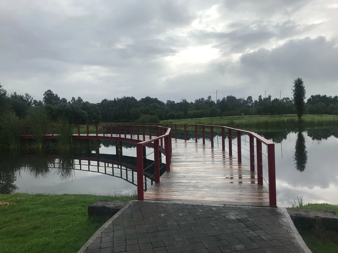 El secretario de Turismo capitalino, Carlos Mackinlay, destacó los atractivos del Parque Ecológico de Xochimilco, el 2 de septiembre de 2021. Foto Bertha Teresa Ramírez 