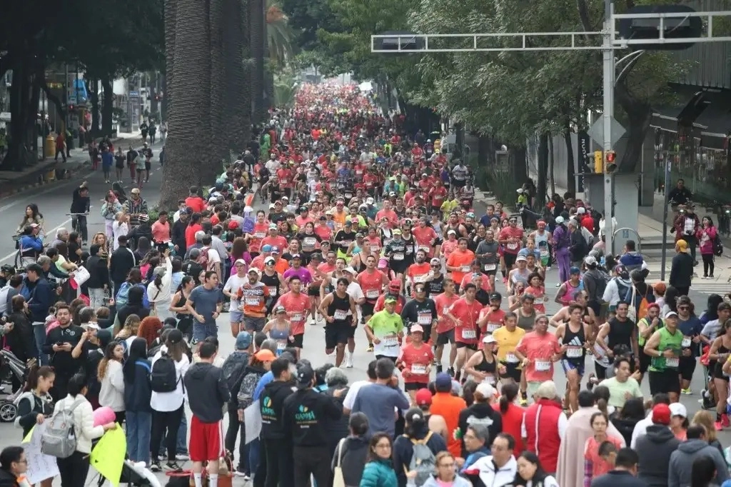 Participantes en la edición 41 del Maratón de la Ciudad de México, el 25 de agosto de 2024. Foto María Luisa Severiano
