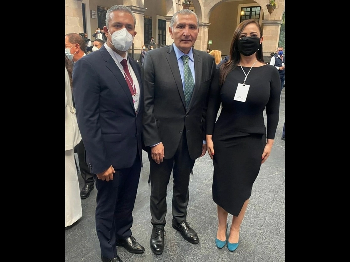 Durán Reveles; el edil de Ecatepec, Fernando Vilchis y el titular de la SG, Augusto López Hernández, en el IV Informe de Alfredo del Mazo, el pasado lunes 20 de septiembre. Foto tomada del Twitter de @PDuranReveles 