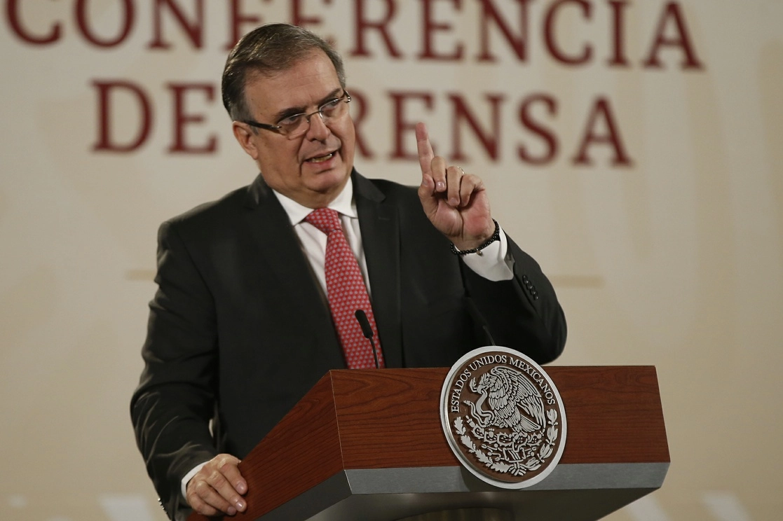El canciller Marcelo Ebrard durante conferencia de prensa matutina. Foto José Antonio López