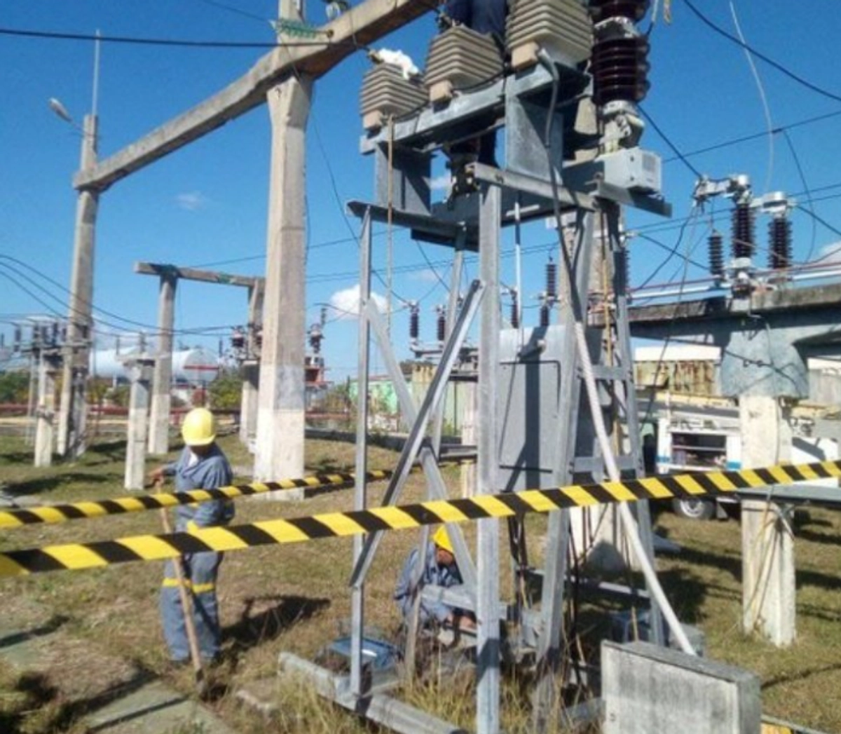Este fin de semana, en una termoeléctrica de importancia ubicada en el este de la isla, la Felton 1, ocurrió una avería y dejó de funcionar, lo cual agravó la compleja situación energética. Foto