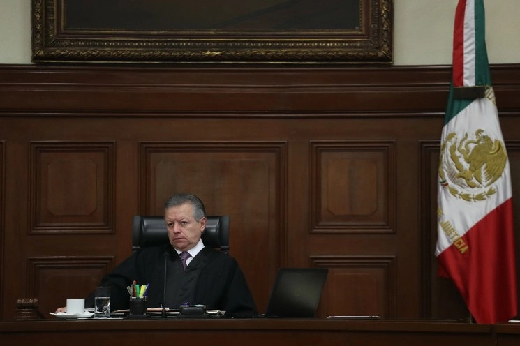 El ministro presidente Arturo Zaldívar durante una sesión solemne en diciembre pasado. Foto Yazmín Ortega Cortés 