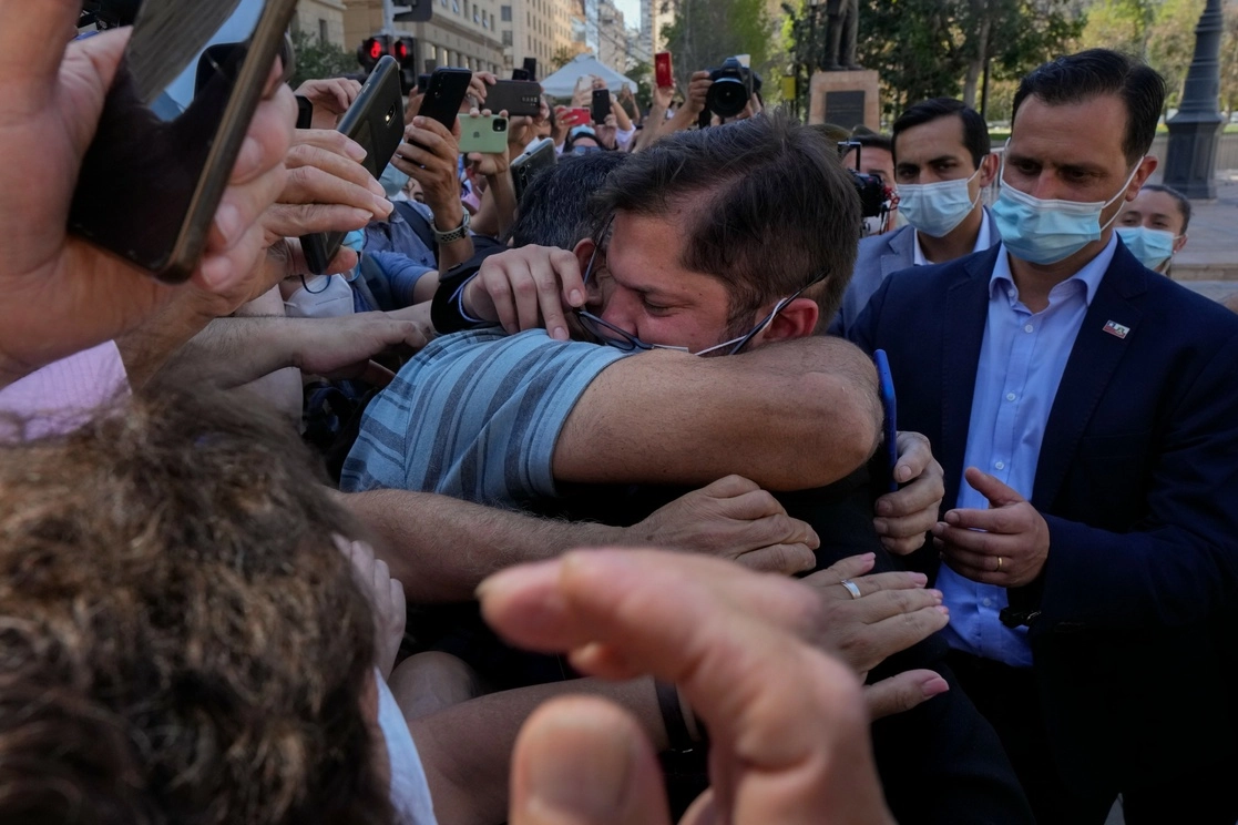 Boric en las elecciones presidenciales en Chile, que con 11.74 puntos lo convierten en el más votado de la historia. Foto Ap