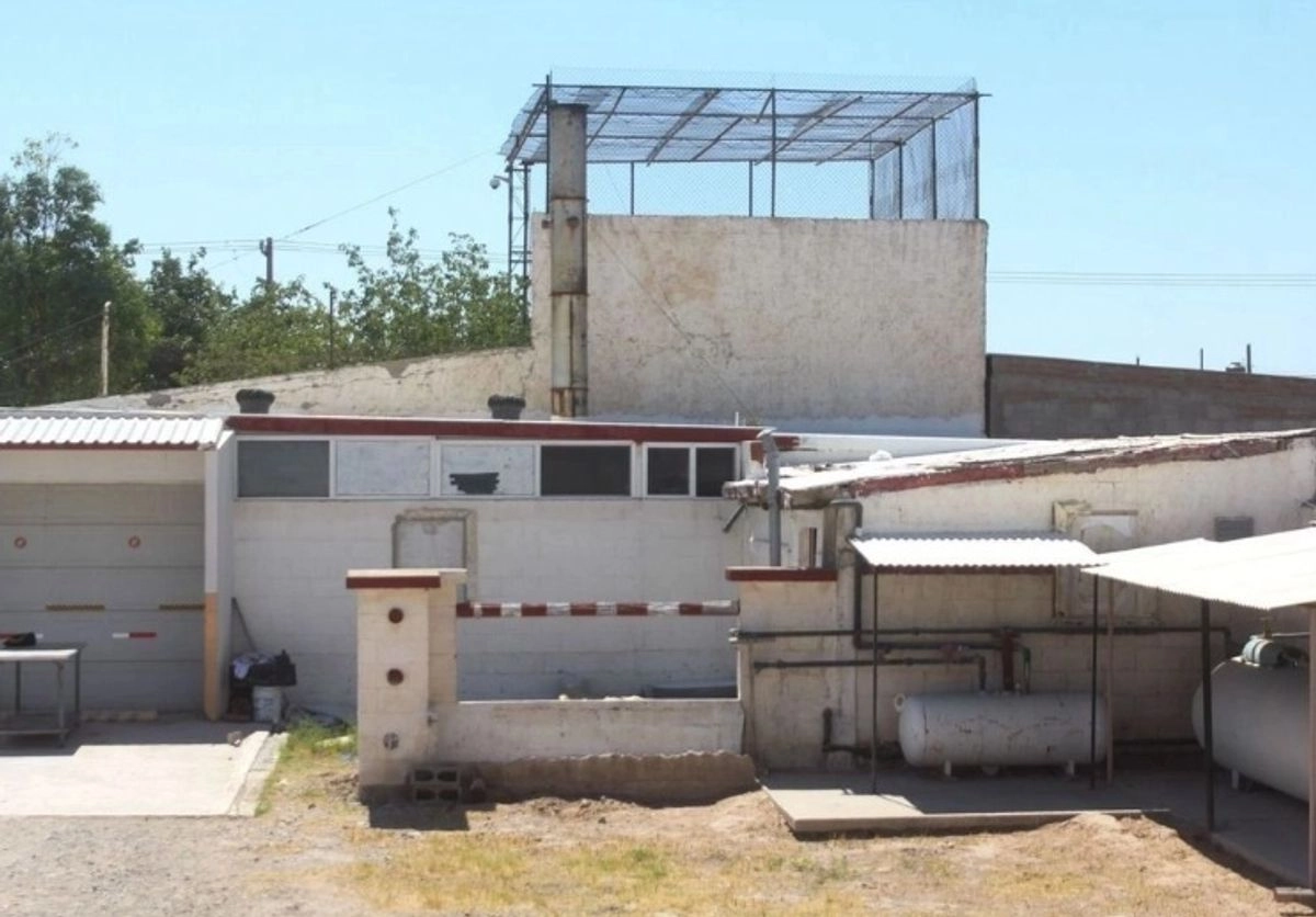 El propietario de la funeraria Amor Eterno, vinculada el caso del crematorio Plenitud, en Ciudad Juárez, Chihuahua, fue detenidos por presunto homicidio de un hombre. Foto 