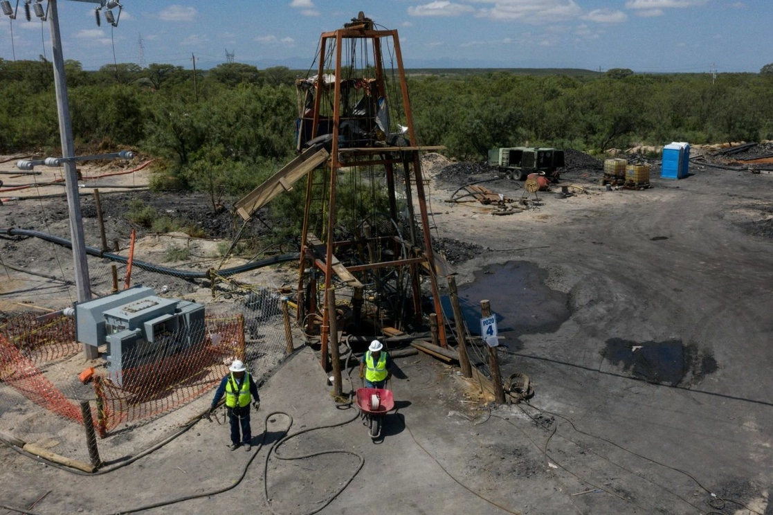 A casi un mes del accidente en la mina El Pinabete los trabajadores atrapados no ha podido ser rescatados. Foto Cuartoscuro / Archivo