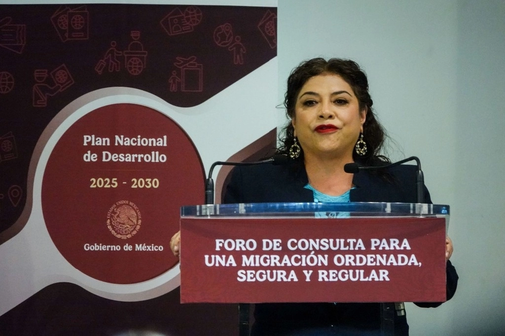 Clara Brugada, Jefa de Gobierno de la CDMX, participó en el Foro de Consulta para una Migración Ordenada Segura y Regular en las inmediaciones de la Secretaría de Gobernación. Foto Cuartoscuro 