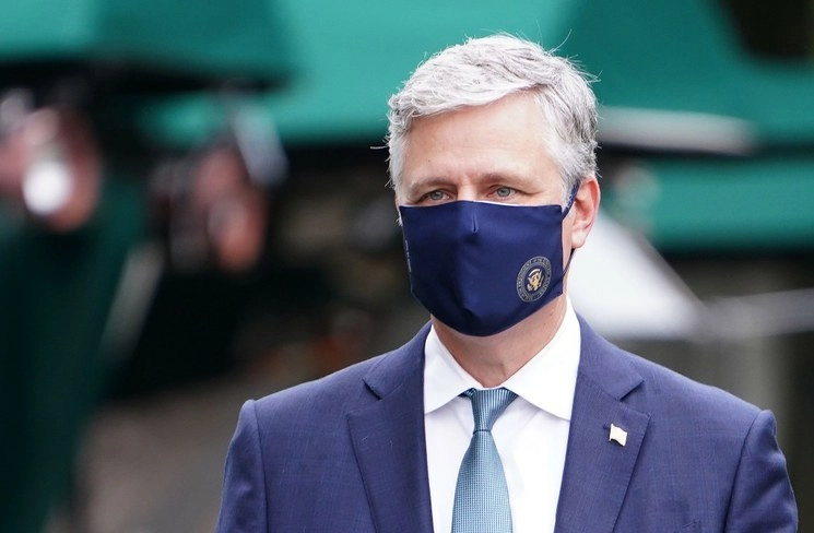 El asesor de seguridad nacional de los Estados Unidos, Robert O'Brien, en la entrada de la Casa Blanca el 24 de mayo de 2020. Foto Afp