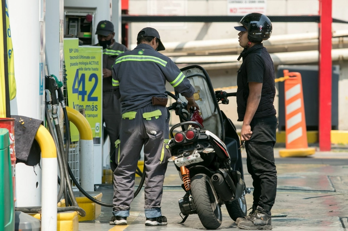 Una estación de servicio de la marca British Petrolium ubicada en la alcaldía Miguel Hidalgo, en la CDMX, el 22 de abril de 2021. Foto Cuartoscuro