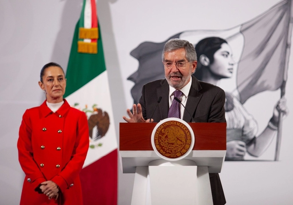 Juan Ramón de la Fuente, titular de la SRE, durante la mañanera del pueblo de la presidenta Claudia Sheinbaum,  desde Palacio Nacional, el 27 de diciembre de 2024. Foto Cuartoscuro
